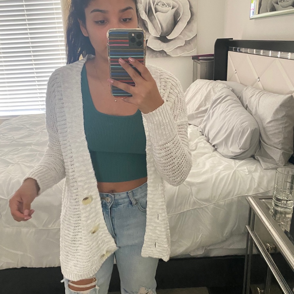 Abrecrombie and Fitch white cardigan